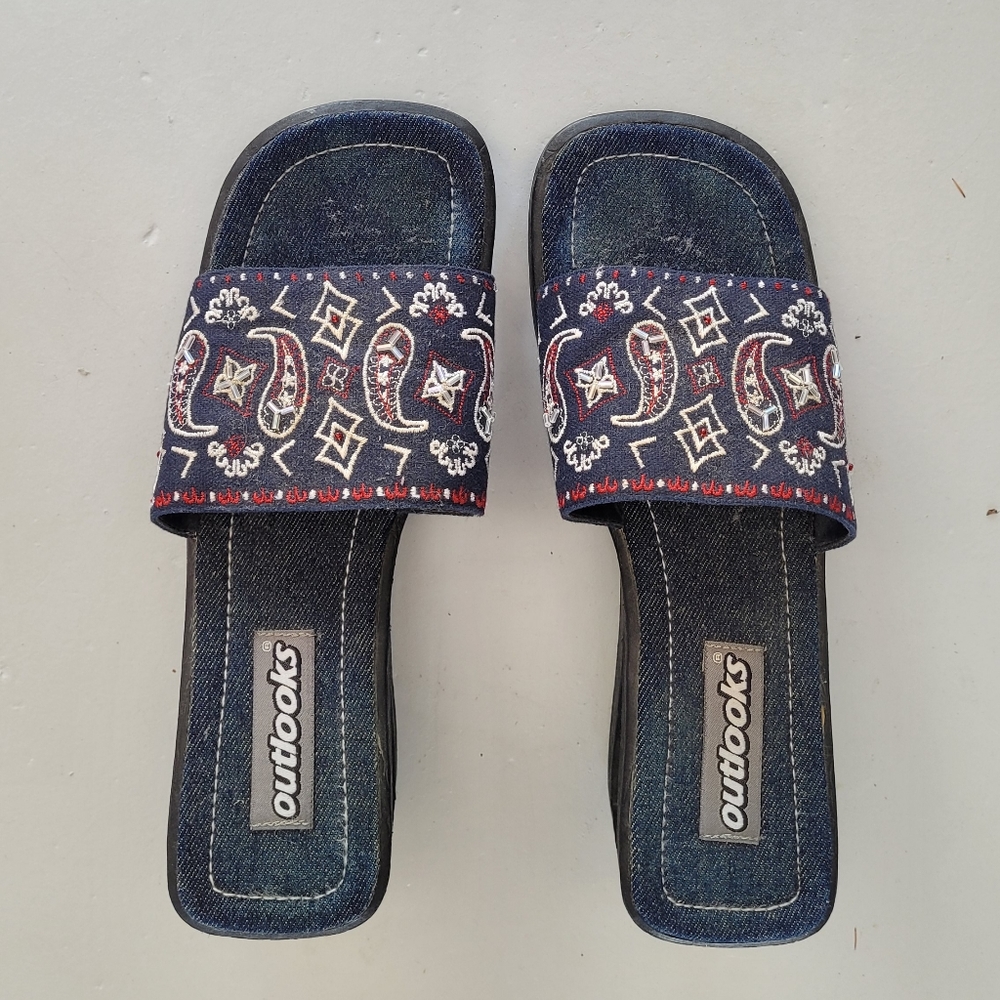 Vintage outlooks sandles